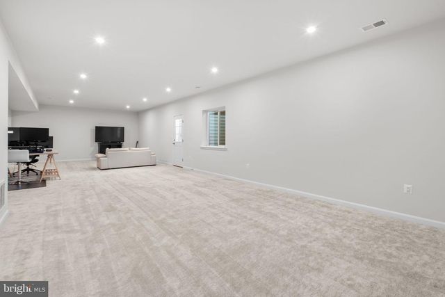 6306 BOBCAT LN, King George, VA 22485