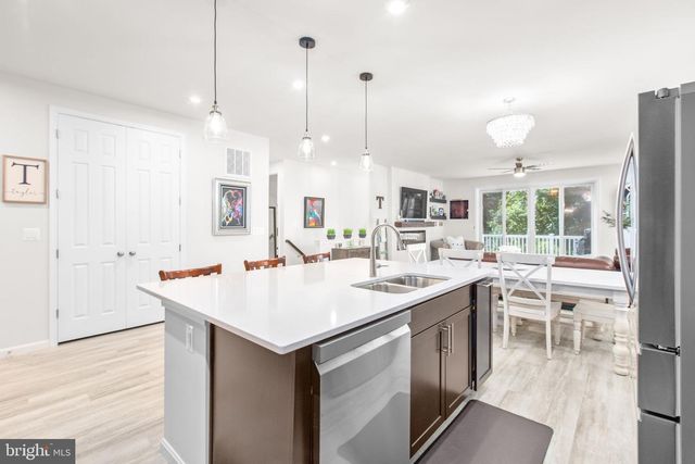 6306 BOBCAT LN, King George, VA 22485