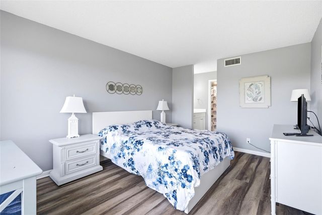 6105 PALMA DEL MAR BOULEVARD S 219, St Petersburg, FL 33715