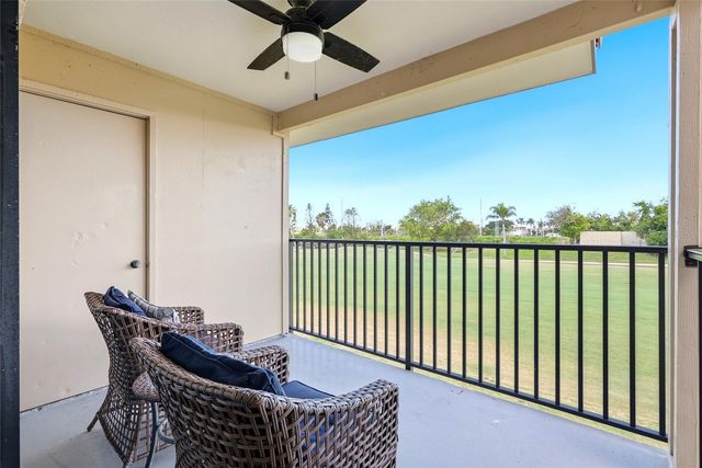 6105 PALMA DEL MAR BOULEVARD S 219, St Petersburg, FL 33715