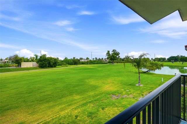 6105 PALMA DEL MAR BOULEVARD S 219, St Petersburg, FL 33715