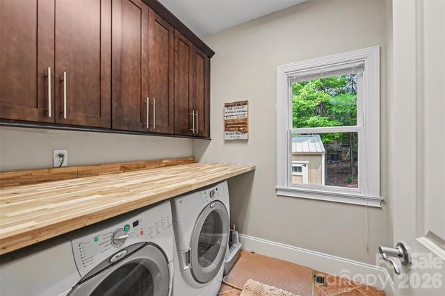 288 Indian Trail, Mooresville, NC 28117