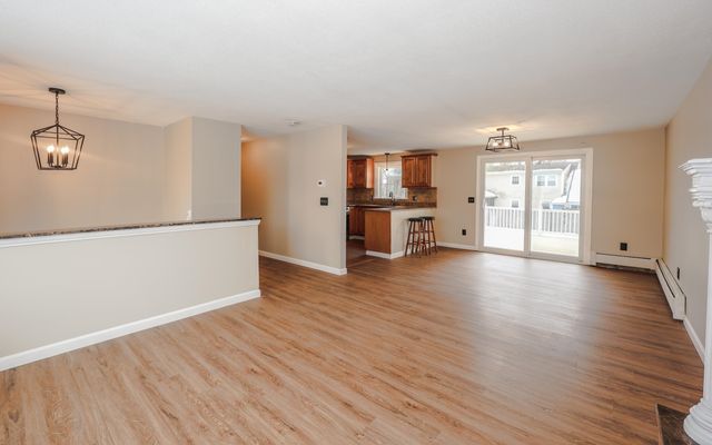 20 Nightingale Road, Nashua, NH 03062