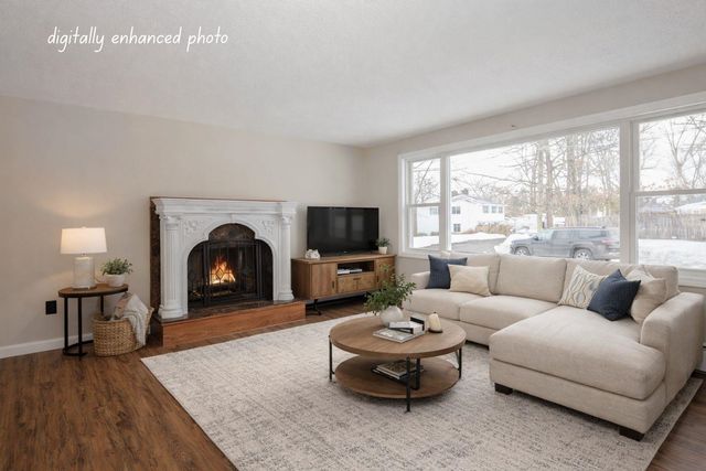 20 Nightingale Road, Nashua, NH 03062