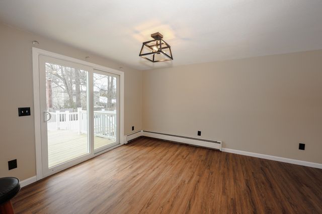 20 Nightingale Road, Nashua, NH 03062