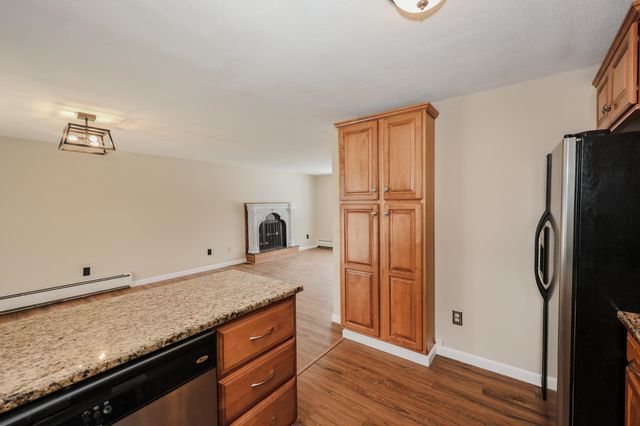 20 Nightingale Road, Nashua, NH 03062