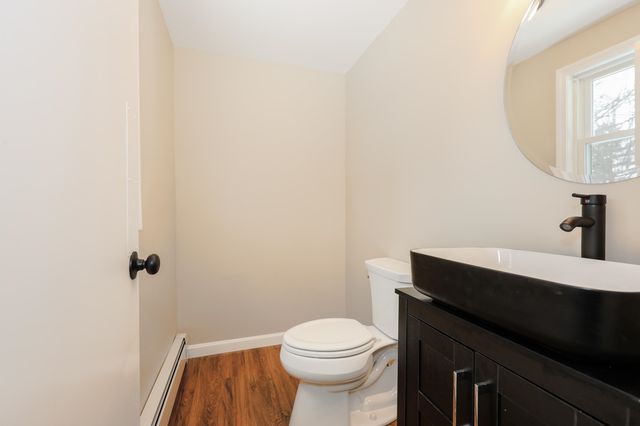 20 Nightingale Road, Nashua, NH 03062