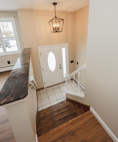 20 Nightingale Road, Nashua, NH 03062