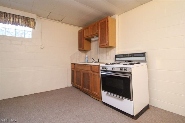 804 Crestview Drive, Boardman, OH 44512