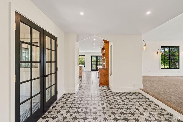 549 Catherine Ct, Santa Rosa, CA 95409