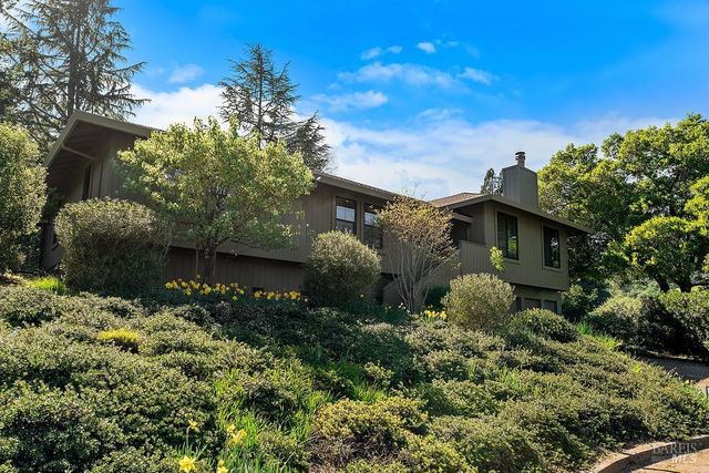 549 Catherine Ct, Santa Rosa, CA 95409