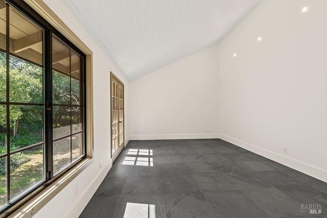 549 Catherine Ct, Santa Rosa, CA 95409