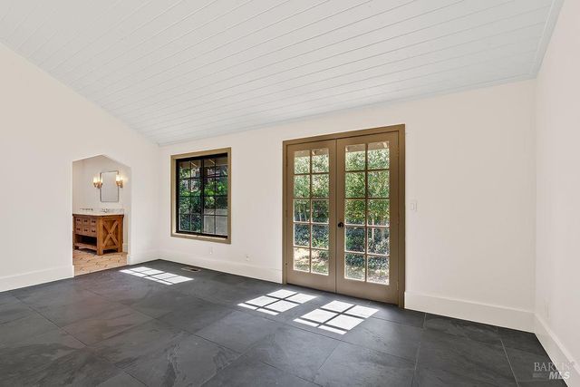 549 Catherine Ct, Santa Rosa, CA 95409