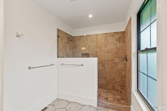 549 Catherine Ct, Santa Rosa, CA 95409