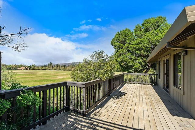 549 Catherine Ct, Santa Rosa, CA 95409