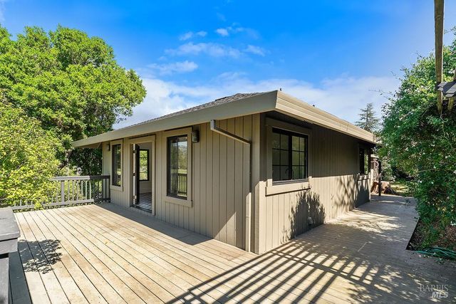 549 Catherine Ct, Santa Rosa, CA 95409
