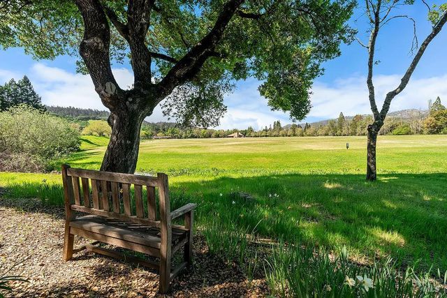 549 Catherine Ct, Santa Rosa, CA 95409