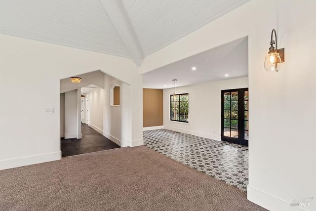 549 Catherine Ct, Santa Rosa, CA 95409