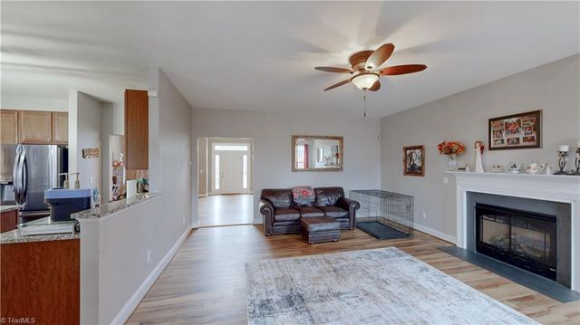 222 Mahogany Drive, Thomasville, NC 27360