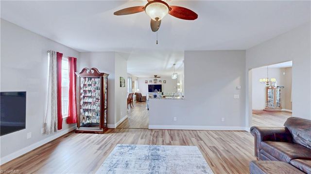 222 Mahogany Drive, Thomasville, NC 27360