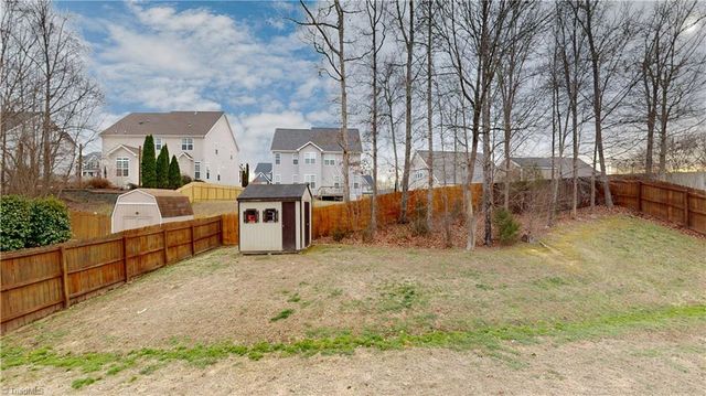 222 Mahogany Drive, Thomasville, NC 27360