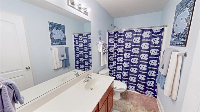 222 Mahogany Drive, Thomasville, NC 27360