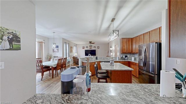 222 Mahogany Drive, Thomasville, NC 27360