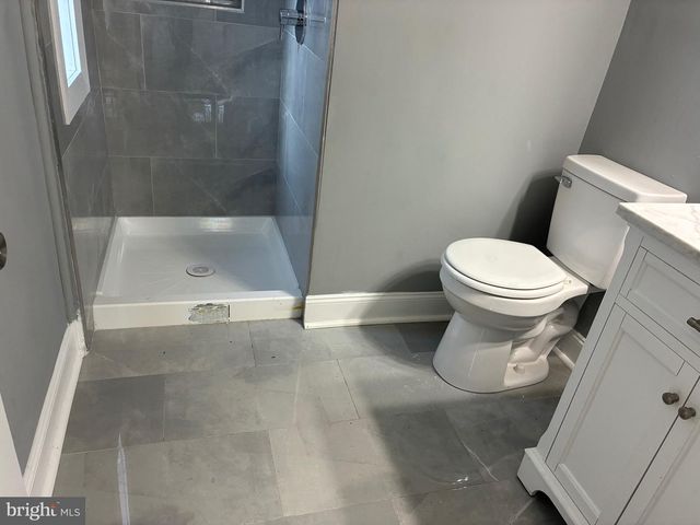 80 E 3RD ST, Moorestown, NJ 08057