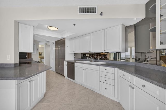 600 Ocean Drive 9A, Juno Beach, FL 33408