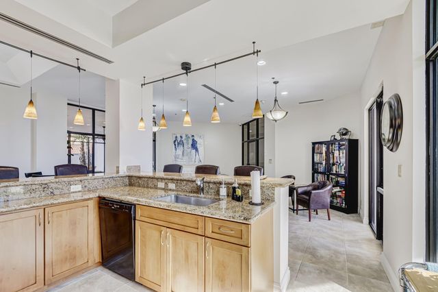 600 Ocean Drive 9A, Juno Beach, FL 33408