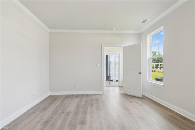 2005 Barton LN, Chesapeake, VA 23322