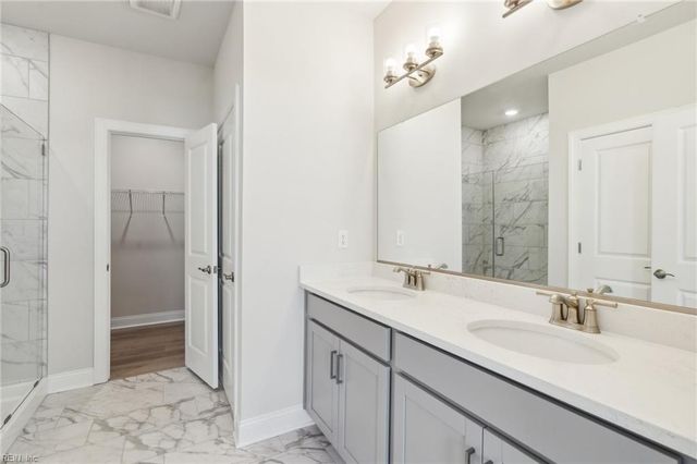 2005 Barton LN, Chesapeake, VA 23322