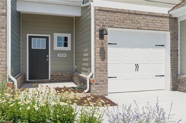 2005 Barton LN, Chesapeake, VA 23322