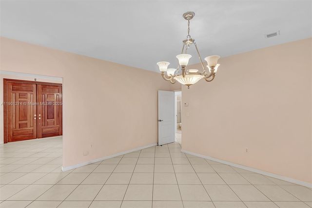 279 NW 119th Ave., Miami, FL 33182