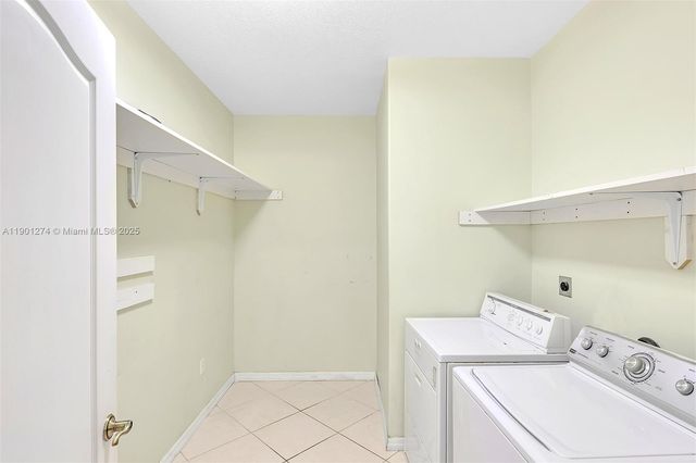 279 NW 119th Ave., Miami, FL 33182