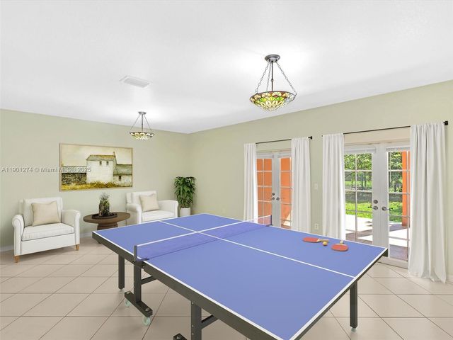 279 NW 119th Ave., Miami, FL 33182