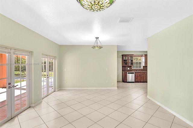 279 NW 119th Ave., Miami, FL 33182