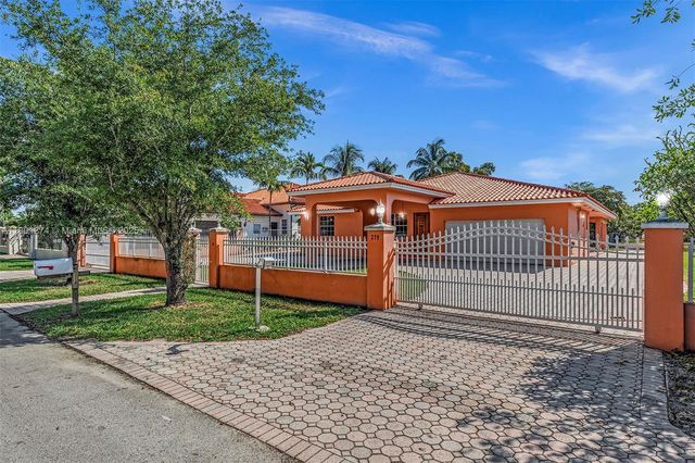 279 NW 119th Ave., Miami, FL 33182