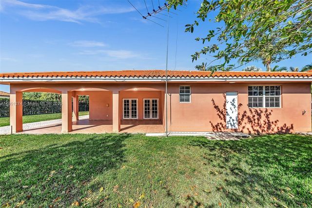 279 NW 119th Ave., Miami, FL 33182