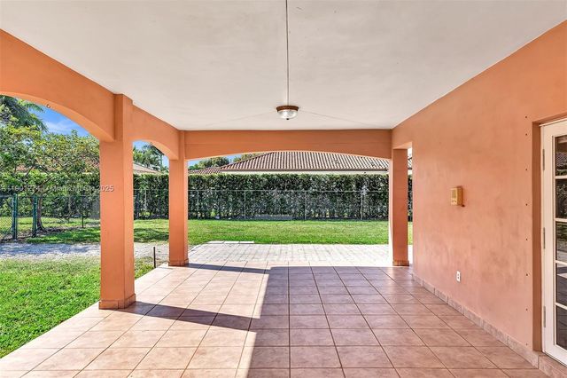 279 NW 119th Ave., Miami, FL 33182