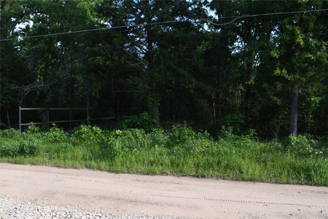 114 Navarro Drive, Mabank, TX 75156