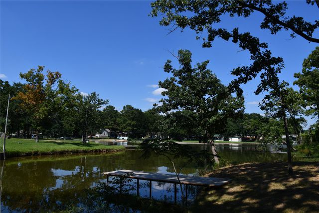114 Navarro Drive, Mabank, TX 75156