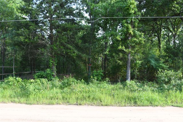 114 Navarro Drive, Mabank, TX 75156