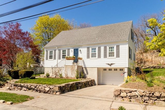 67 Running Brook Rd, Boston, MA 02132