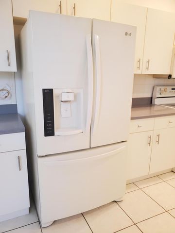 10724 ROYAL CARIBBEAN Circle, Boynton Beach, FL 33437
