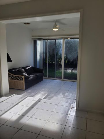 10724 ROYAL CARIBBEAN Circle, Boynton Beach, FL 33437