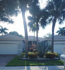 10724 ROYAL CARIBBEAN Circle, Boynton Beach, FL 33437
