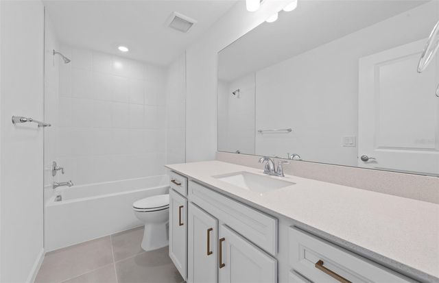 7719 REFLECTION PARKWAY, Bradenton, FL 34210
