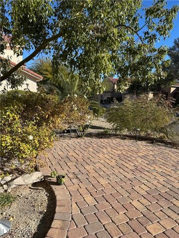 8232 Sedona Sunrise Drive, Las Vegas, NV 89128