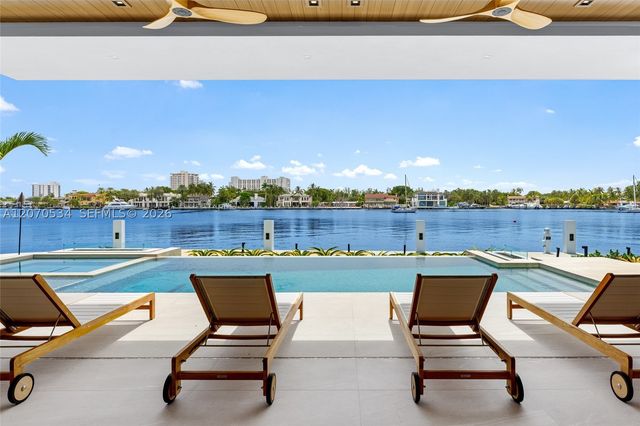 1400 W Lake Dr, Fort Lauderdale, FL 33316